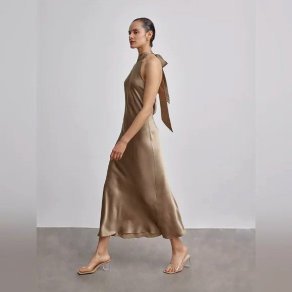 SILK MAISON Silk Champagne French Bow Halter Maxi Dress Size Large NWT - Picture 2 of 5